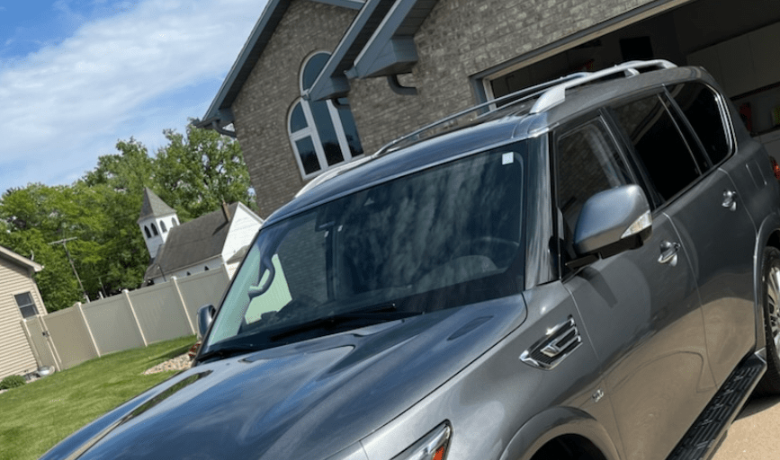 AUTO WINDOW CLEANING